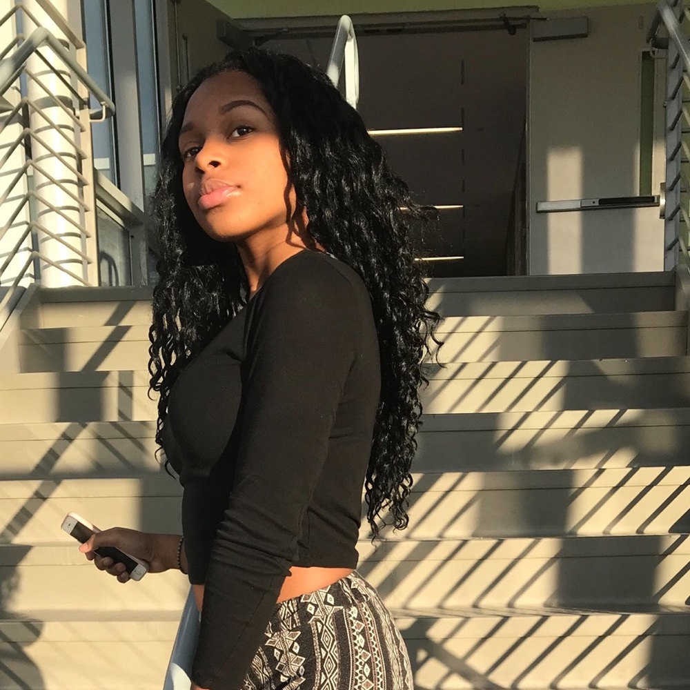 Meet your Posher, Zoe